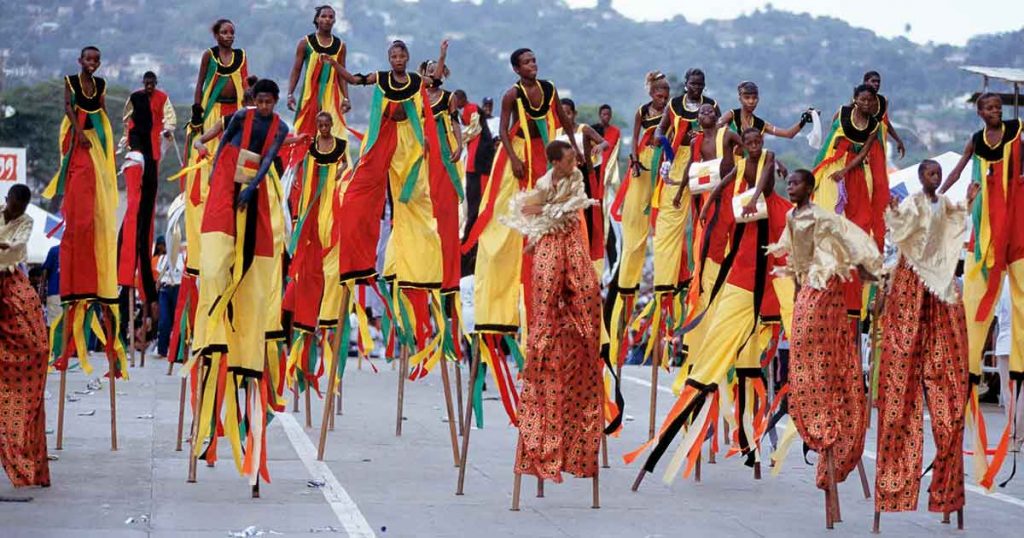 Article The dance on stilts is a colorful show NS Dancing Blog